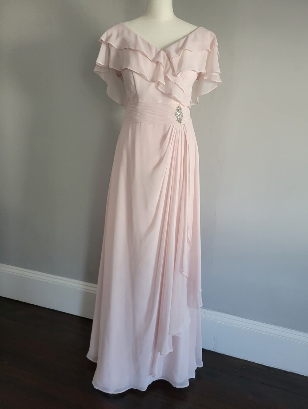 Azazie Snapdragon Blushing Pink A-Line V-Neck Ruffle Chiffon Dress Gown A8